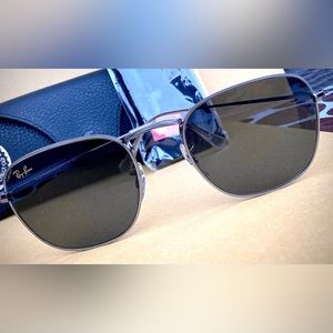 Ray Ban “Frank” in Grey/Silver- New!
